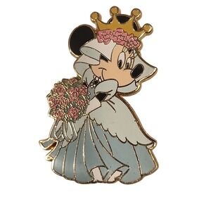Vintage Disney Pin Minnie Mouse dressed as Cinderella HKDL Hong Kong 47742